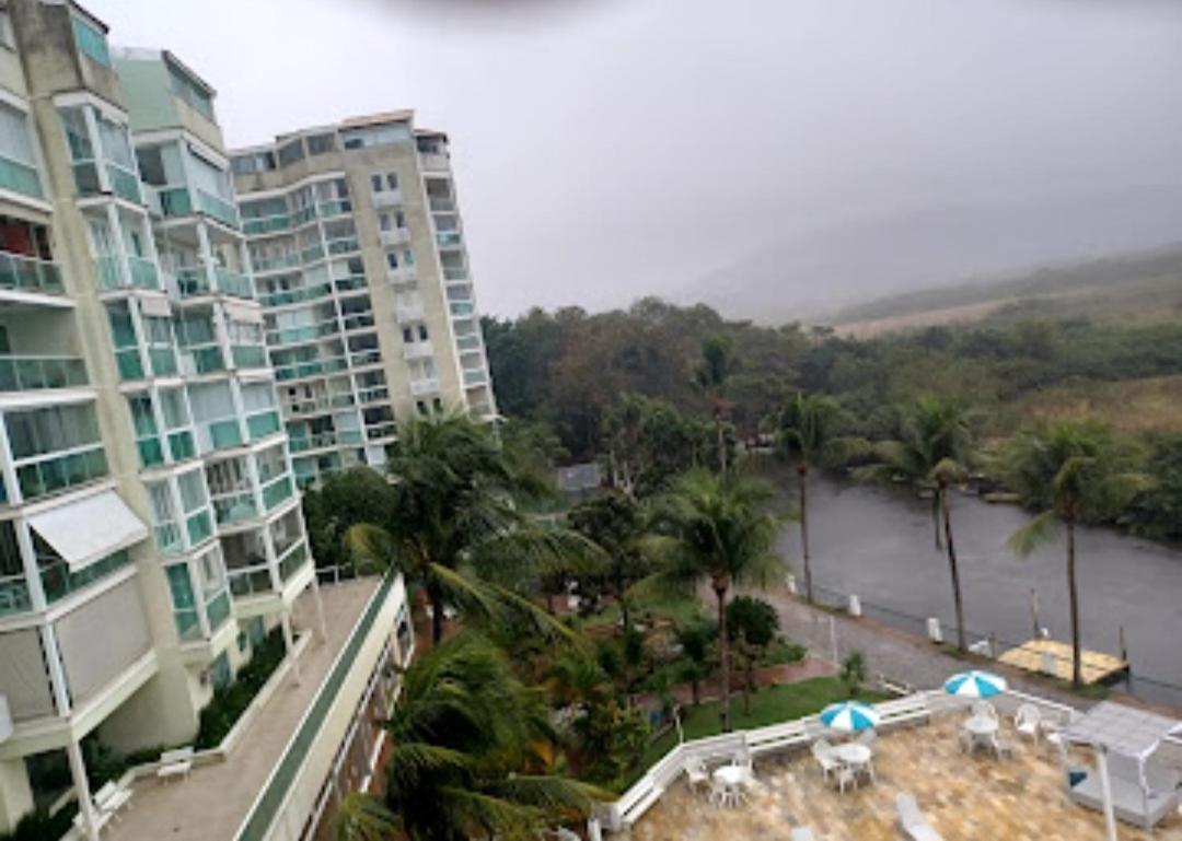 Alecrim De Camboinhas Com Marina Pe Na Areia *