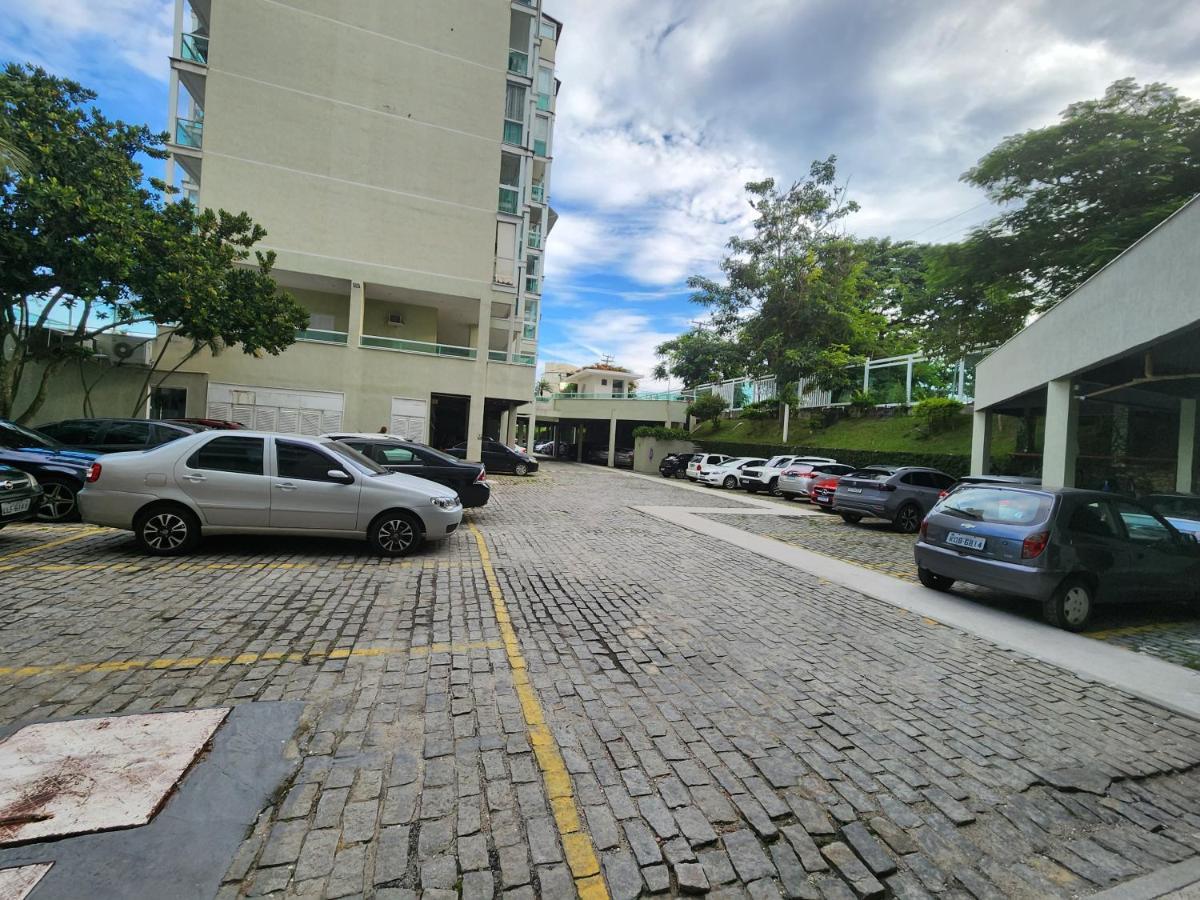 Alecrim De Camboinhas Com Marina Pe Na Areia Niteroi