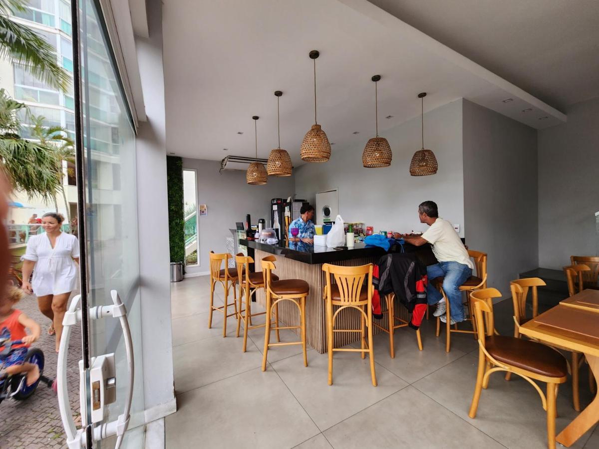 Alecrim De Camboinhas Com Marina Pe Na Areia * Niteroi