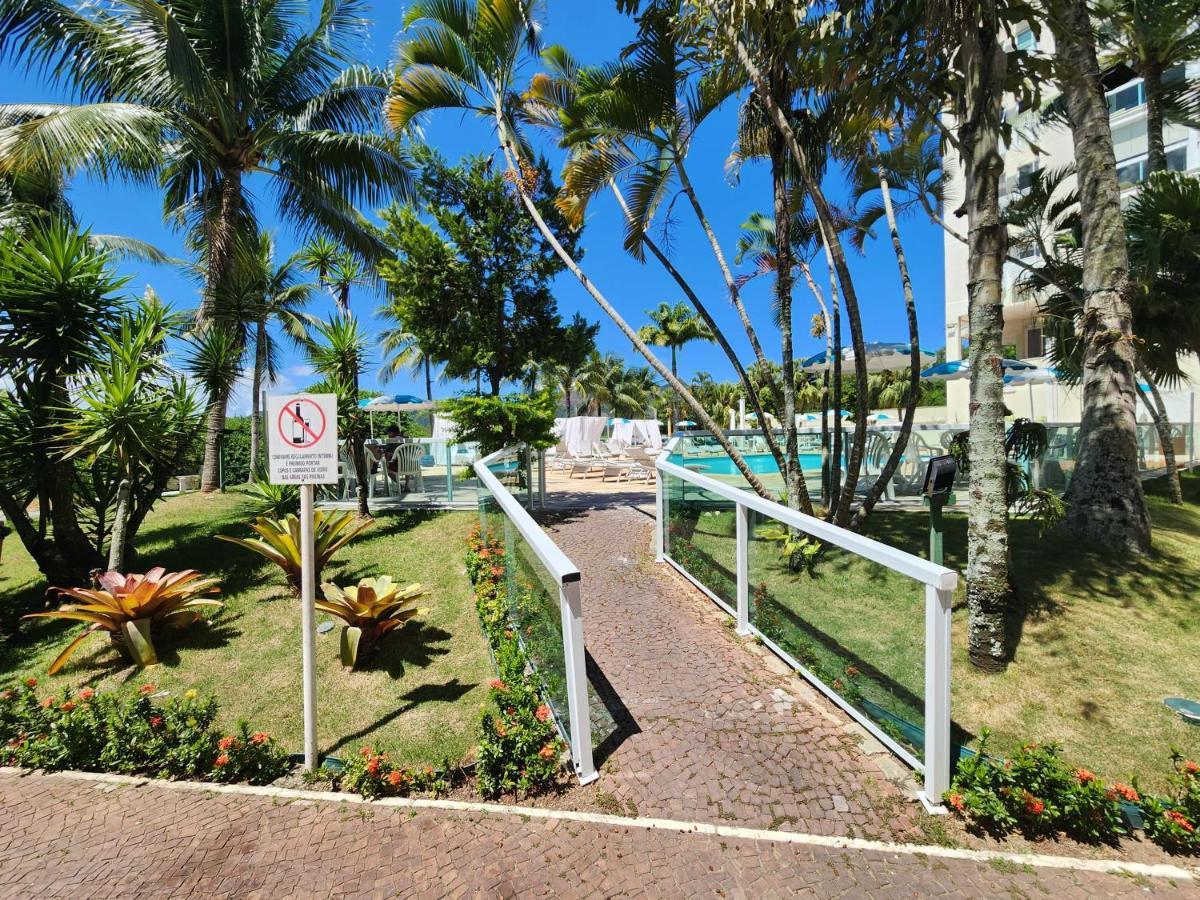 Alecrim De Camboinhas Com Marina Pe Na Areia *